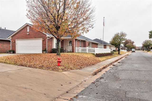 2106 NW 155th Street, Edmond, OK 73013