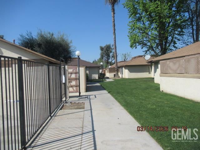 1001 Mcdonald Way 40, Bakersfield, CA 93309