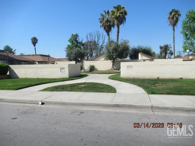 1001 Mcdonald Way 40, Bakersfield, CA 93309