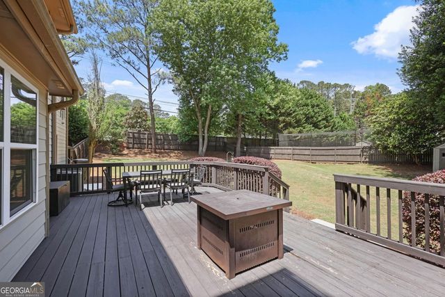 2351 Netherstone Drive NE, Marietta, GA 30066