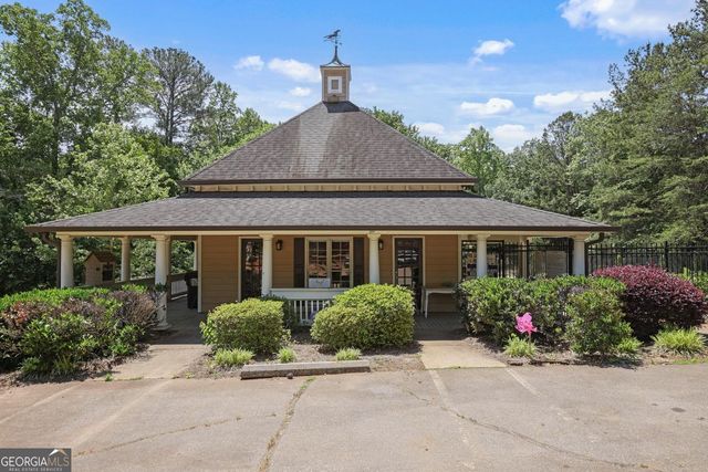 2351 Netherstone Drive NE, Marietta, GA 30066
