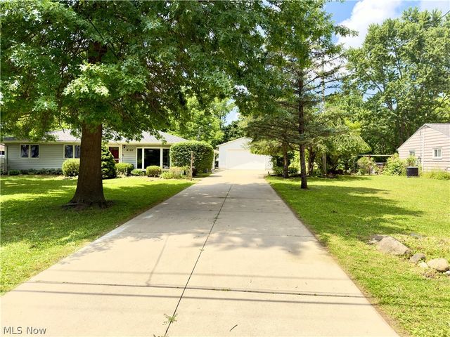 9197 Root Drive, Streetsboro, OH 44241