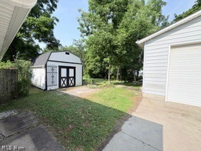 9197 Root Drive, Streetsboro, OH 44241