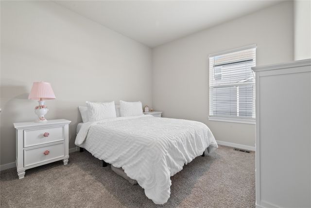 1317 NE 56th Street, Ankeny, IA 50021