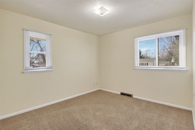 541 32nd Street, West Des Moines, IA 50265