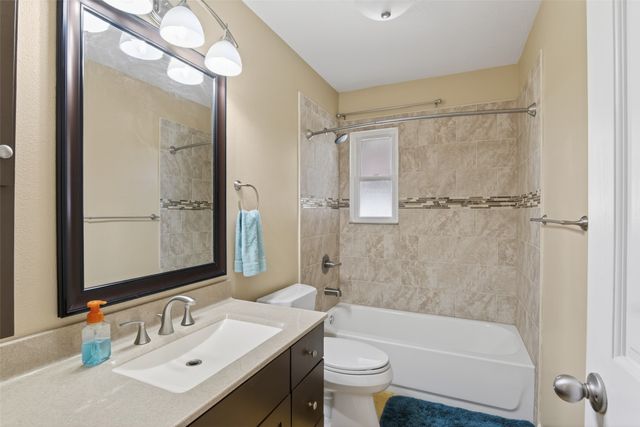 541 32nd Street, West Des Moines, IA 50265