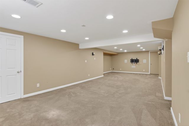 541 32nd Street, West Des Moines, IA 50265