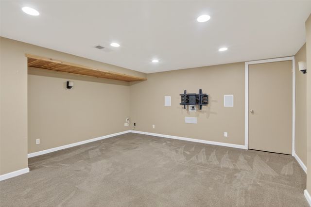 541 32nd Street, West Des Moines, IA 50265