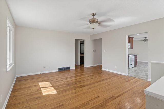 541 32nd Street, West Des Moines, IA 50265