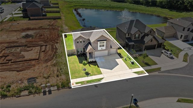 4702 SW Juneberry Street, Bentonville, AR 72712