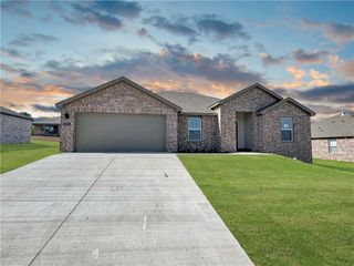 100 Greer Street, Pea Ridge, AR 72751