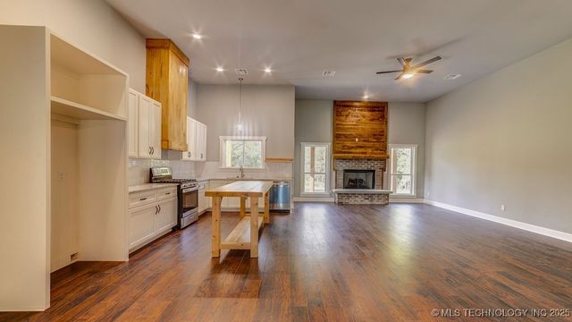 30063 N 3996 Drive, Ramona, OK 74061