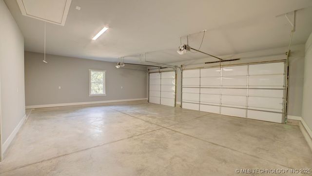 30063 N 3996 Drive, Ramona, OK 74061