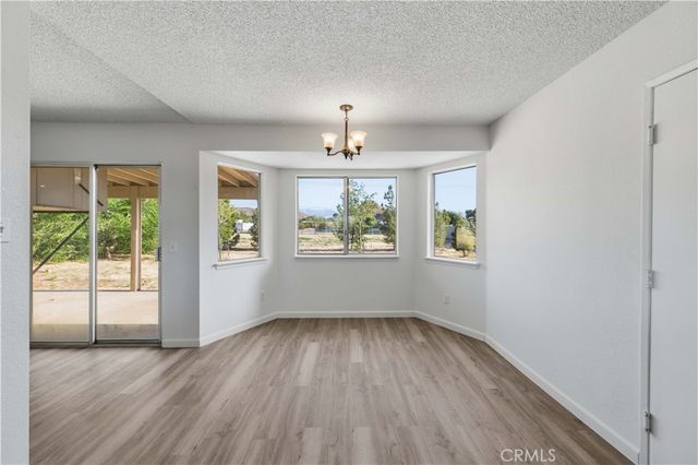 17316 Sweetaire Ave, Lancaster, CA 93535