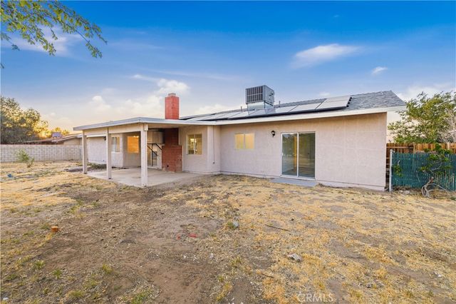 17316 Sweetaire Ave, Lancaster, CA 93535