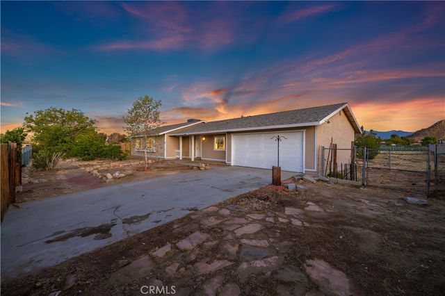17316 Sweetaire Ave, Lancaster, CA 93535