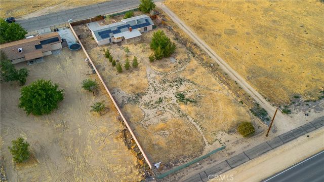 17316 Sweetaire Ave, Lancaster, CA 93535