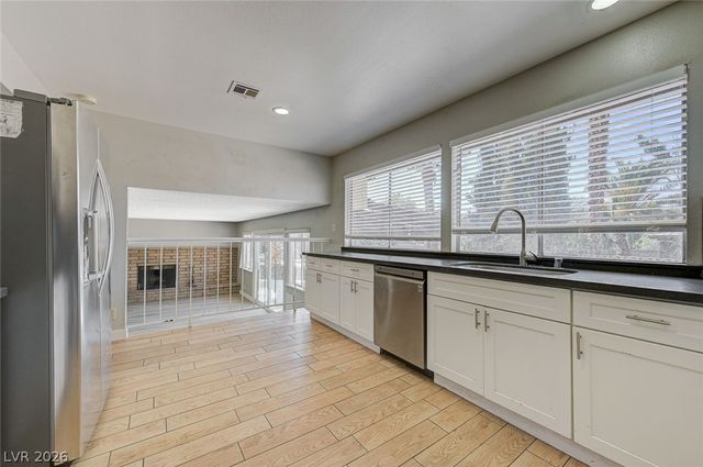 5872 Buhl Court, Las Vegas, NV 89103