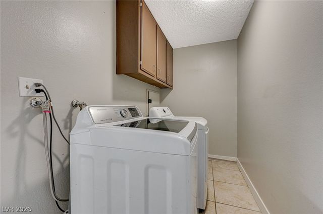 5872 Buhl Court, Las Vegas, NV 89103