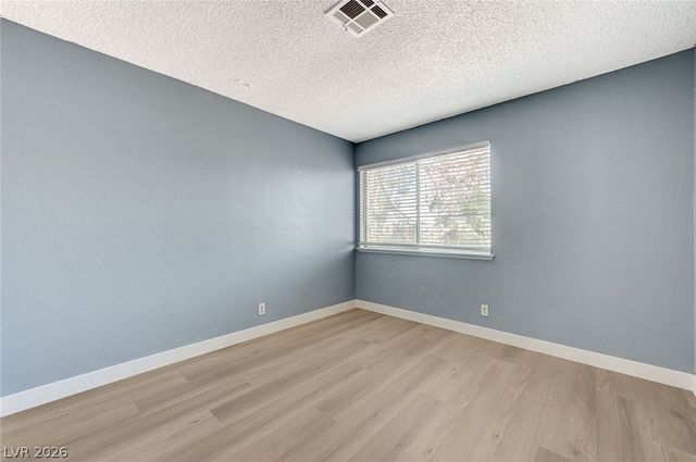 5872 Buhl Court, Las Vegas, NV 89103