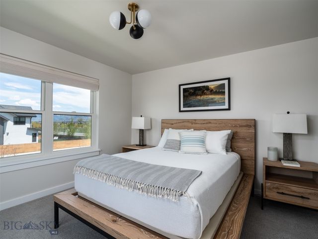 1698 Ryun Sun Way, Bozeman, MT 59718