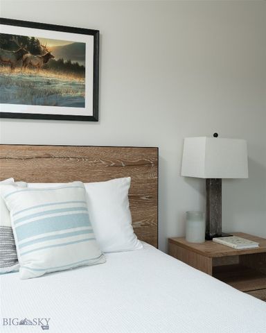 1698 Ryun Sun Way, Bozeman, MT 59718