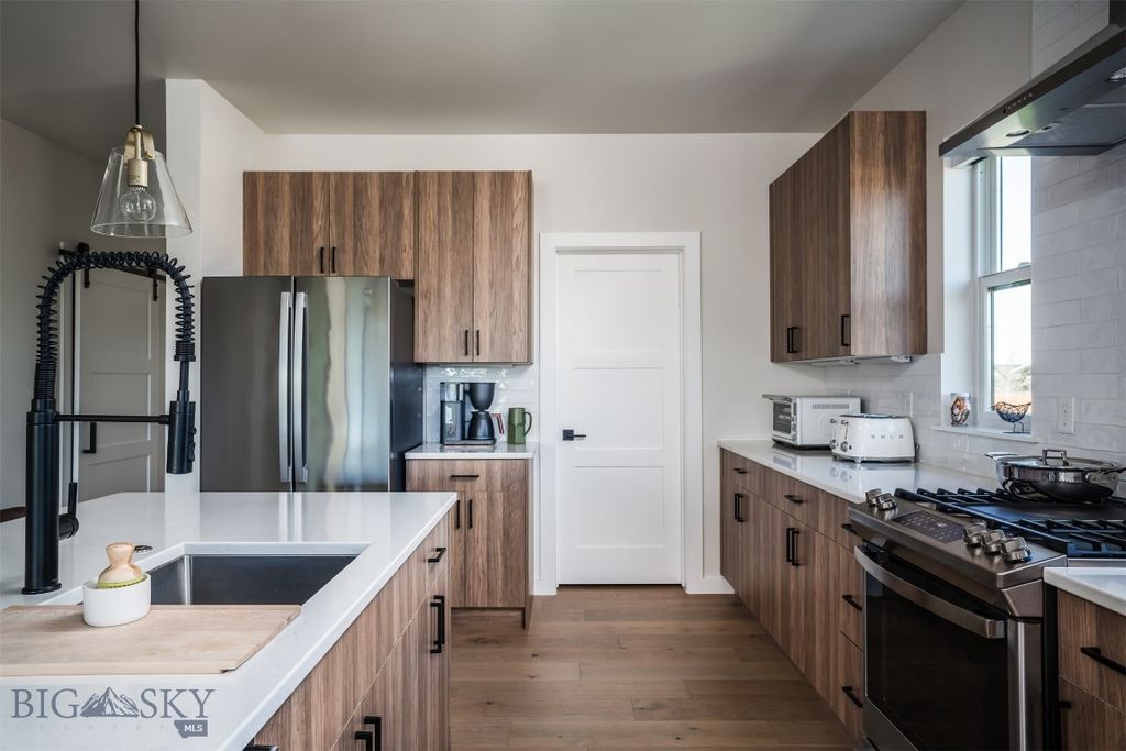 1698 Ryun Sun Way, Bozeman, MT 59718 photo 8