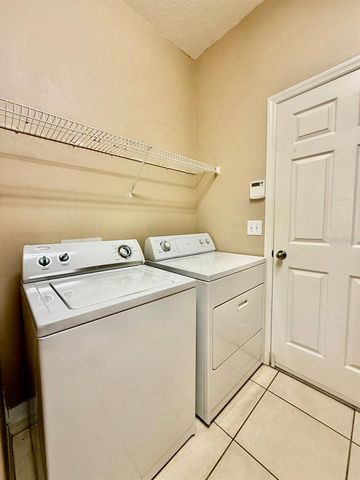 8173 STONE VIEW DRIVE, Tampa, FL 33647