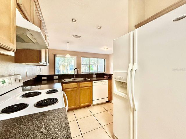 8173 STONE VIEW DRIVE, Tampa, FL 33647