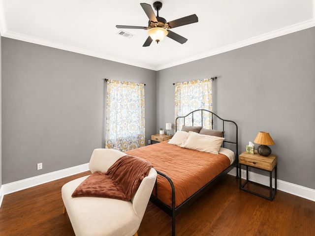1047 E Monticello Circle, Fresno, CA 93720