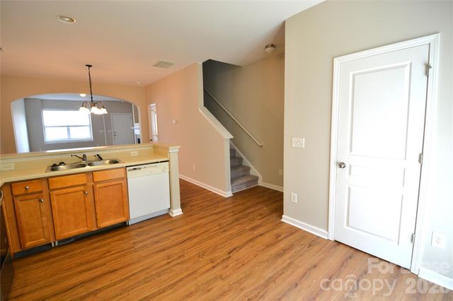 12633 Persimmon Tree Drive, Charlotte, NC 28273