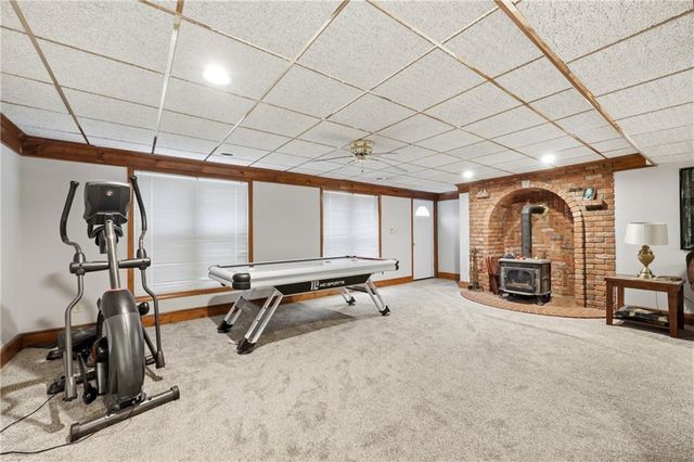 2200 NW Fawn Drive, Blue Springs, MO 64015