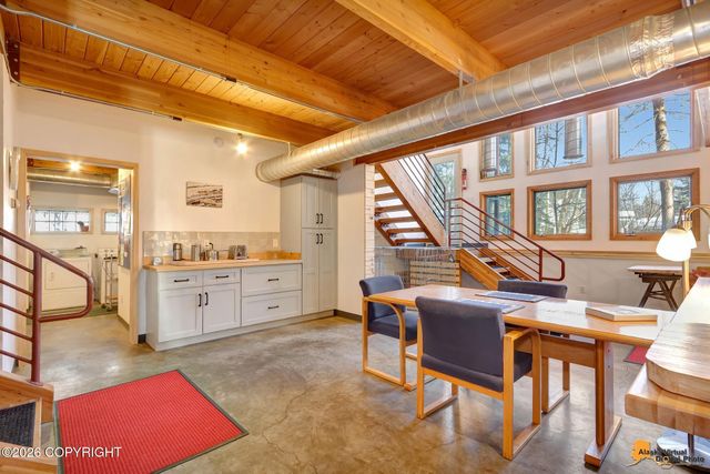 1319 Matterhorn Way, Anchorage, AK 99508