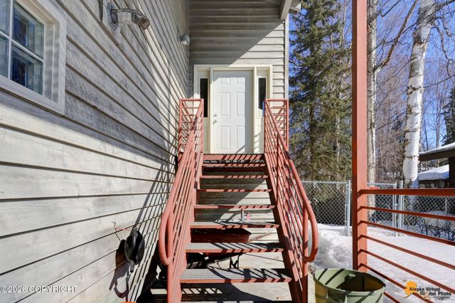 1319 Matterhorn Way, Anchorage, AK 99508
