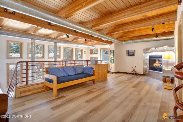 1319 Matterhorn Way, Anchorage, AK 99508