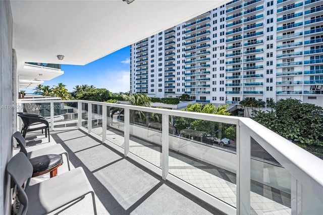 2401 Collins Ave 507, Miami Beach, FL 33140