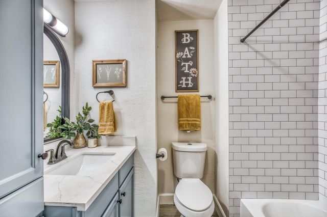 1807 Lakeview Drive, Brenham, TX 77833