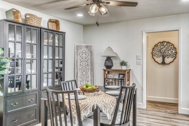 1807 Lakeview Drive, Brenham, TX 77833