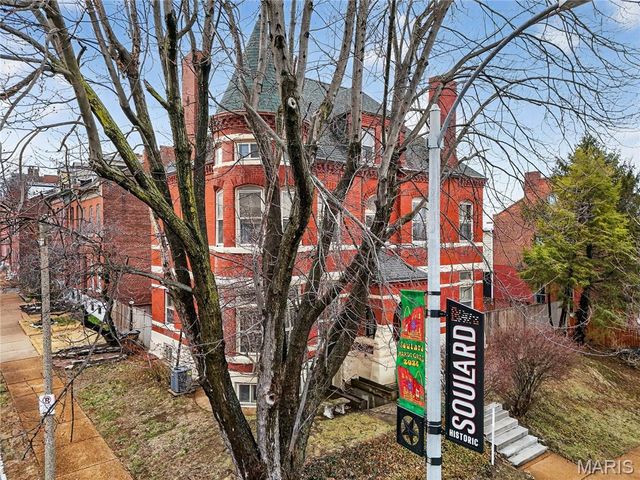 2327 S 12th Street, St Louis, MO 63104