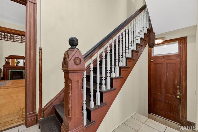 2327 S 12th Street, St Louis, MO 63104