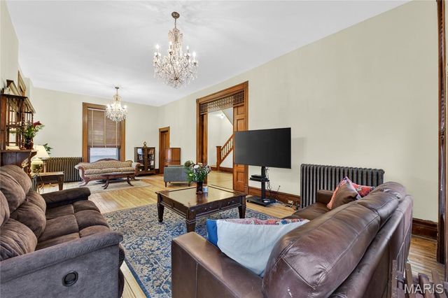 2327 S 12th Street, St Louis, MO 63104