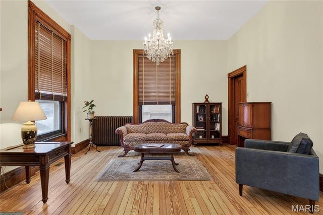 2327 S 12th Street, St Louis, MO 63104