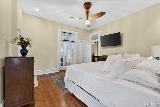 2327 S 12th Street, St Louis, MO 63104