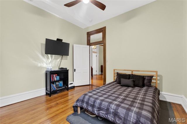 2327 S 12th Street, St Louis, MO 63104