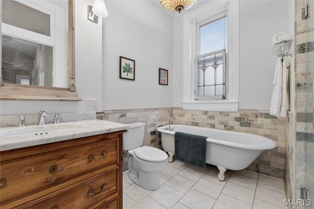 2327 S 12th Street, St Louis, MO 63104