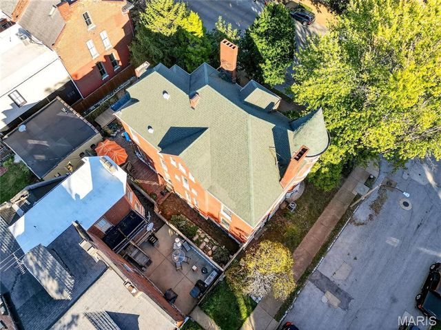 2327 S 12th Street, St Louis, MO 63104