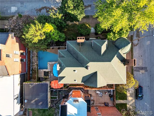 2327 S 12th Street, St Louis, MO 63104