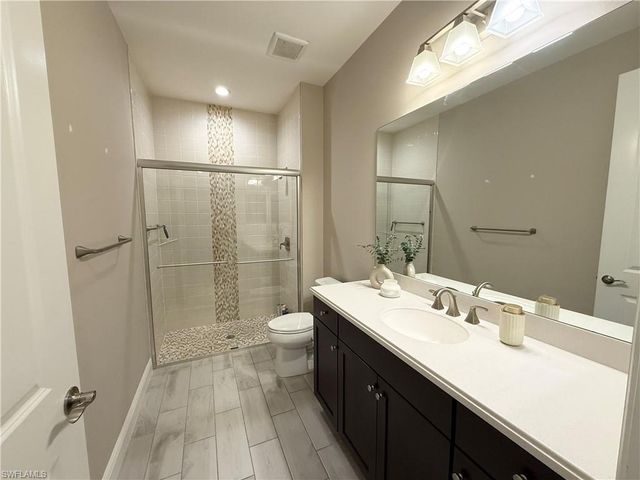 19810 Coconut Harbor CIR, Fort Myers, FL 33908