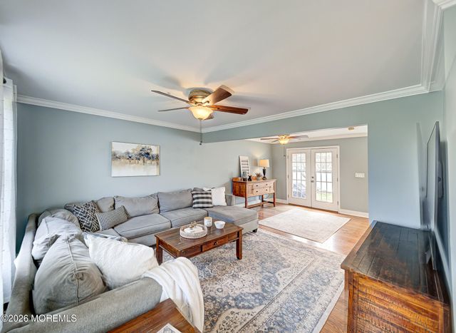 13 Morningside Drive, Toms River, NJ 08755