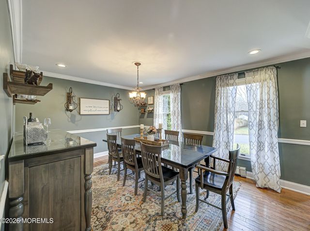 13 Morningside Drive, Toms River, NJ 08755